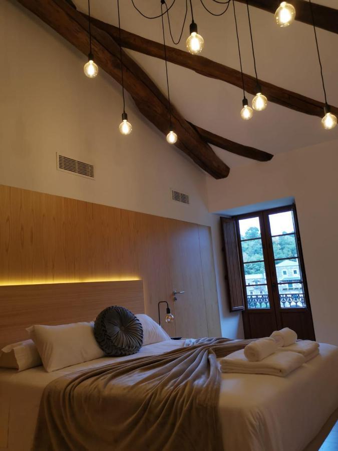 A Casa Da Botica Hotel Samos Exterior photo